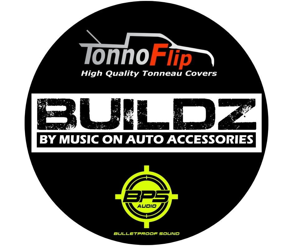 Buildz - Buildz added a new photo — with Luis Miguel...