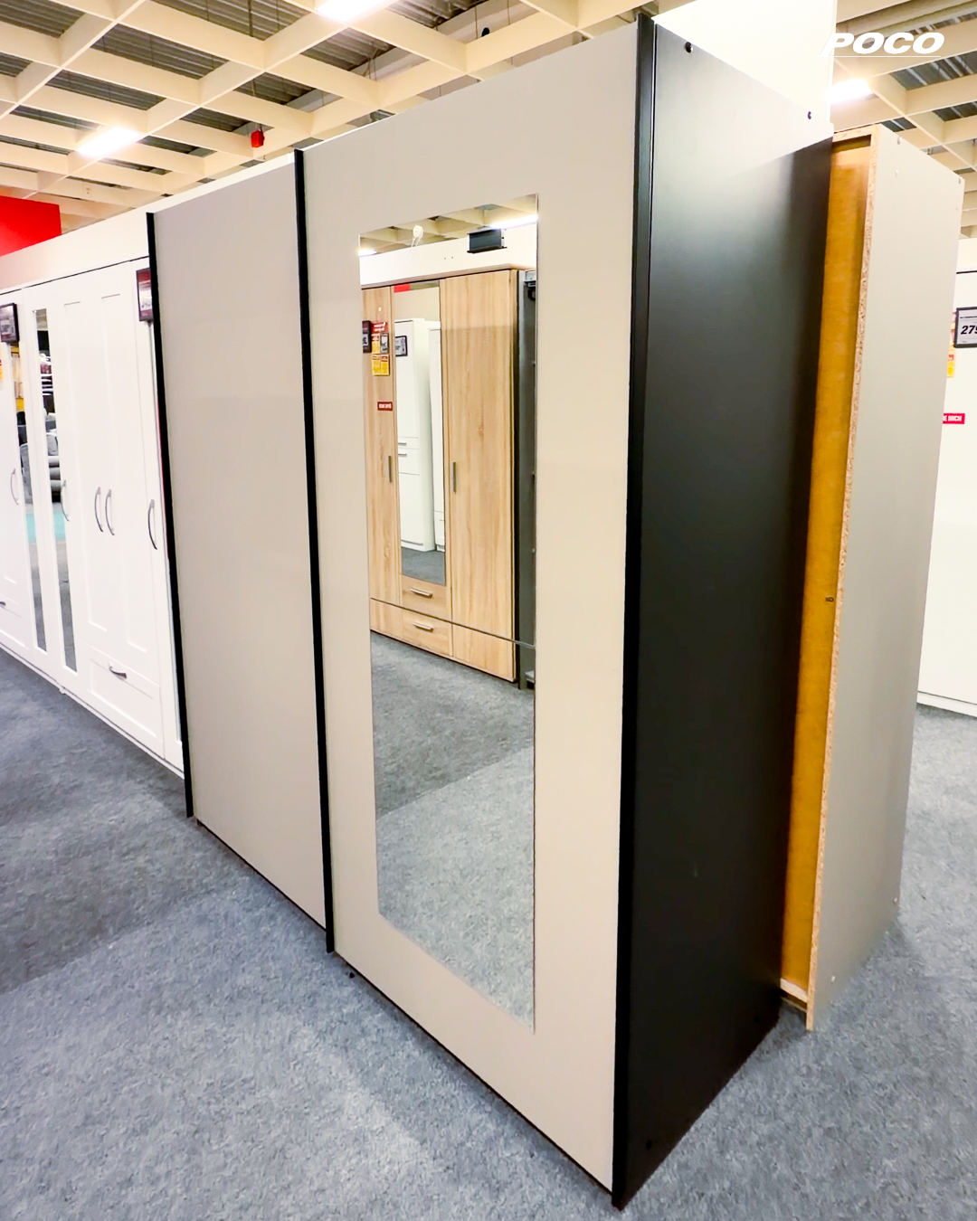 POCO-Legende, wer den Preis vom Schrank genau schätzt! Jetzt ansehen: https://fcld.ly/5crado6