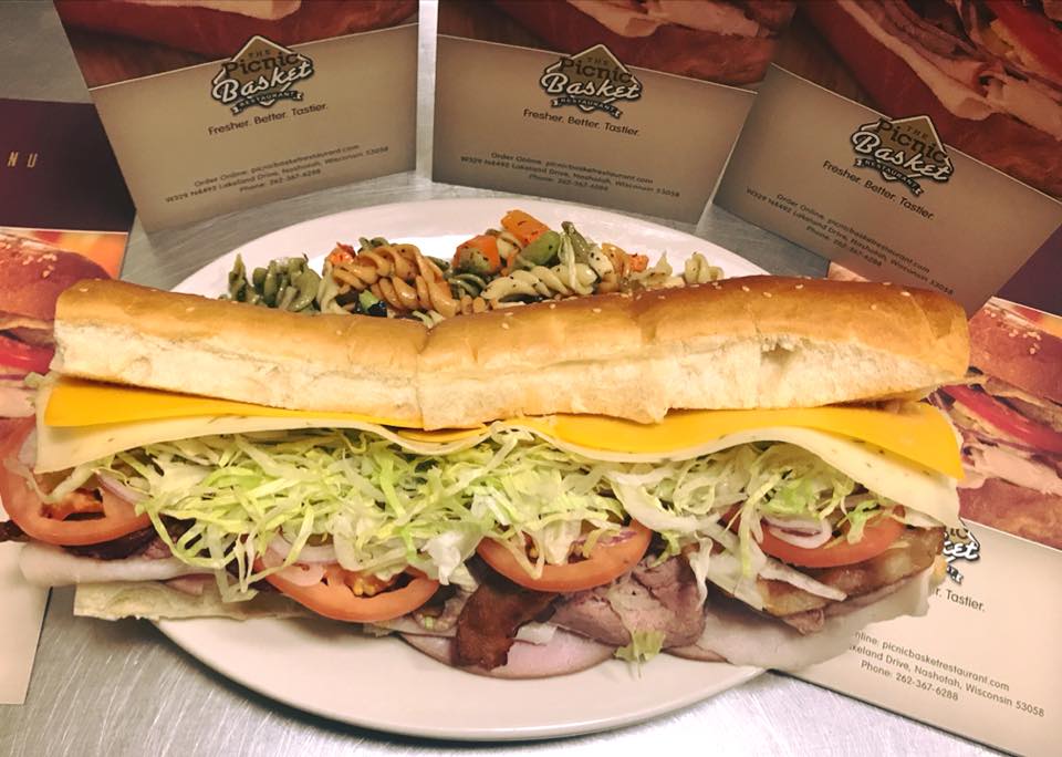 🤔🥖 ️What’s your favorite... - Picnic Basket - Nashotah