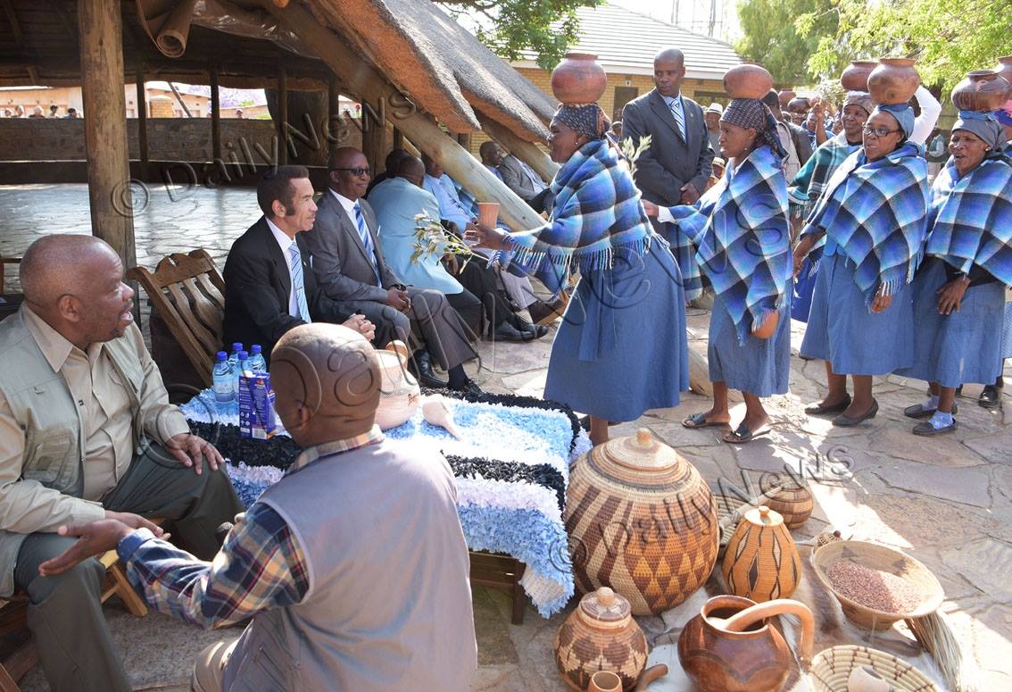 BWgovernment - KHAMA SPICES UP DIKGAFELA President Lt Gen. Dr Seretse ...