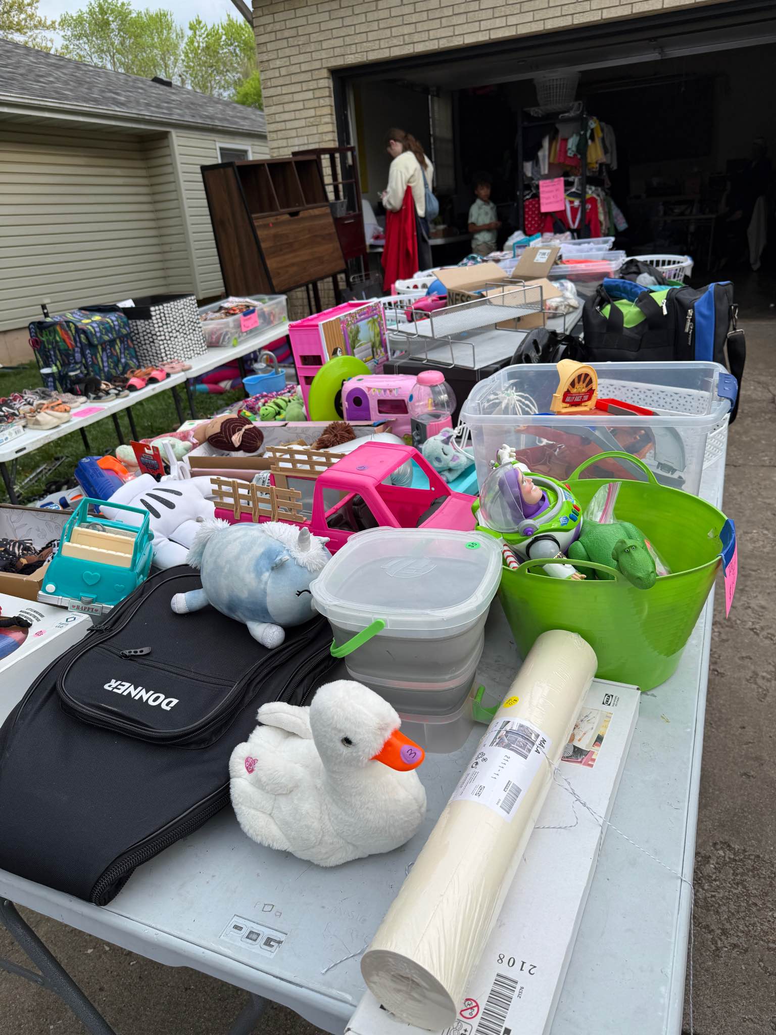 **HUGE** Garage Sale! - Property For Sale - Springfield, Missouri