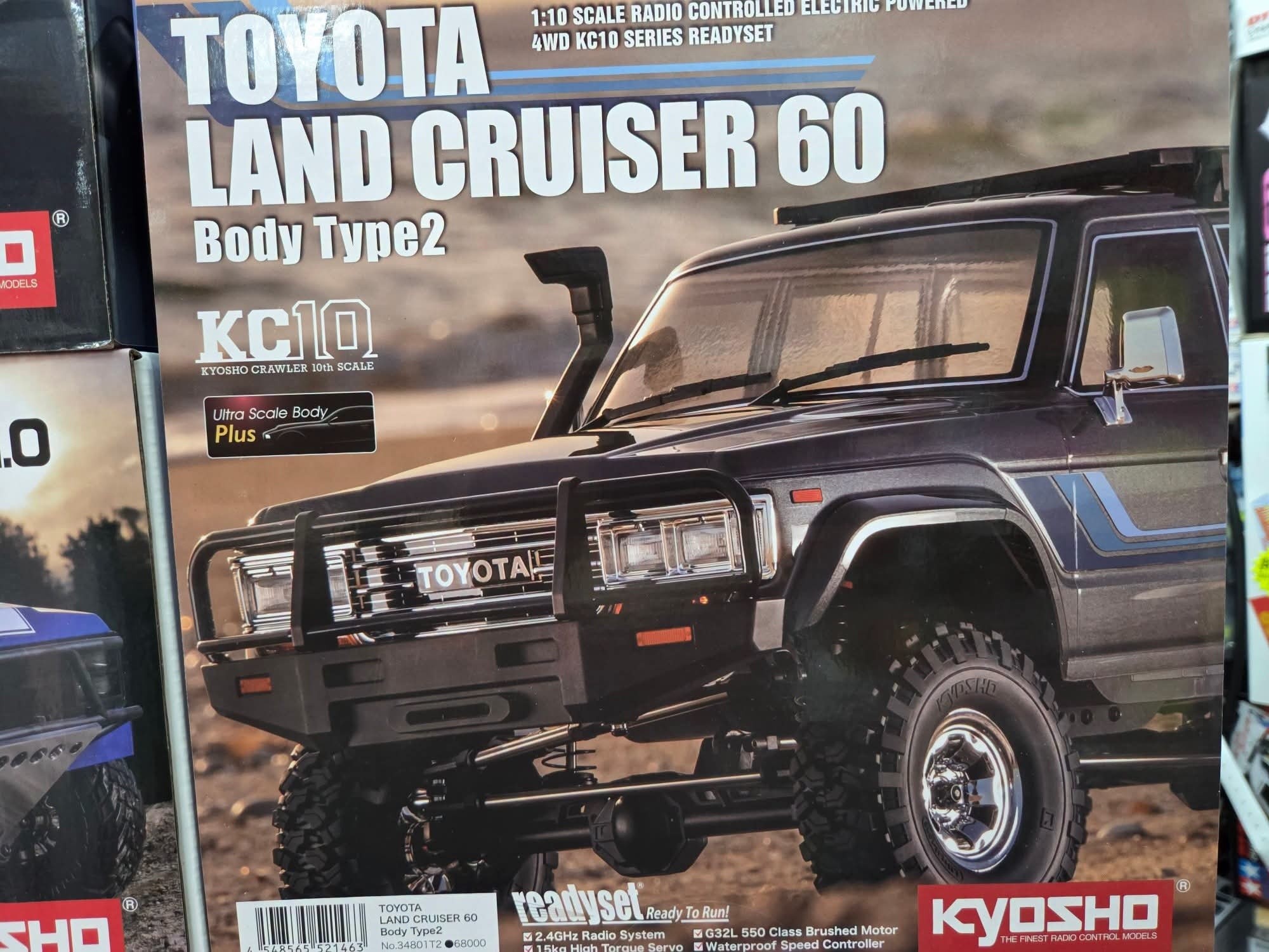 まー⭐︎ 🥳New Arrivals 🎉 Kyosho 😍1/10 RC 🏎4WD FAZER Mk2 FZ02 Series