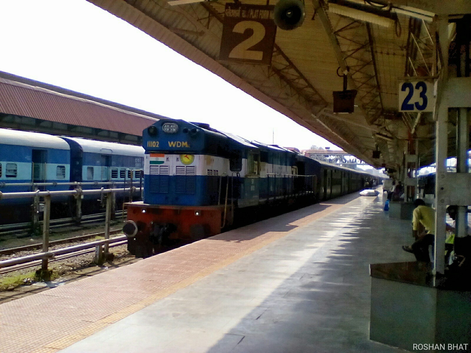 Long Hood Forward - Erode WDM3D 11102 with APU turned 'ON' awaits ...