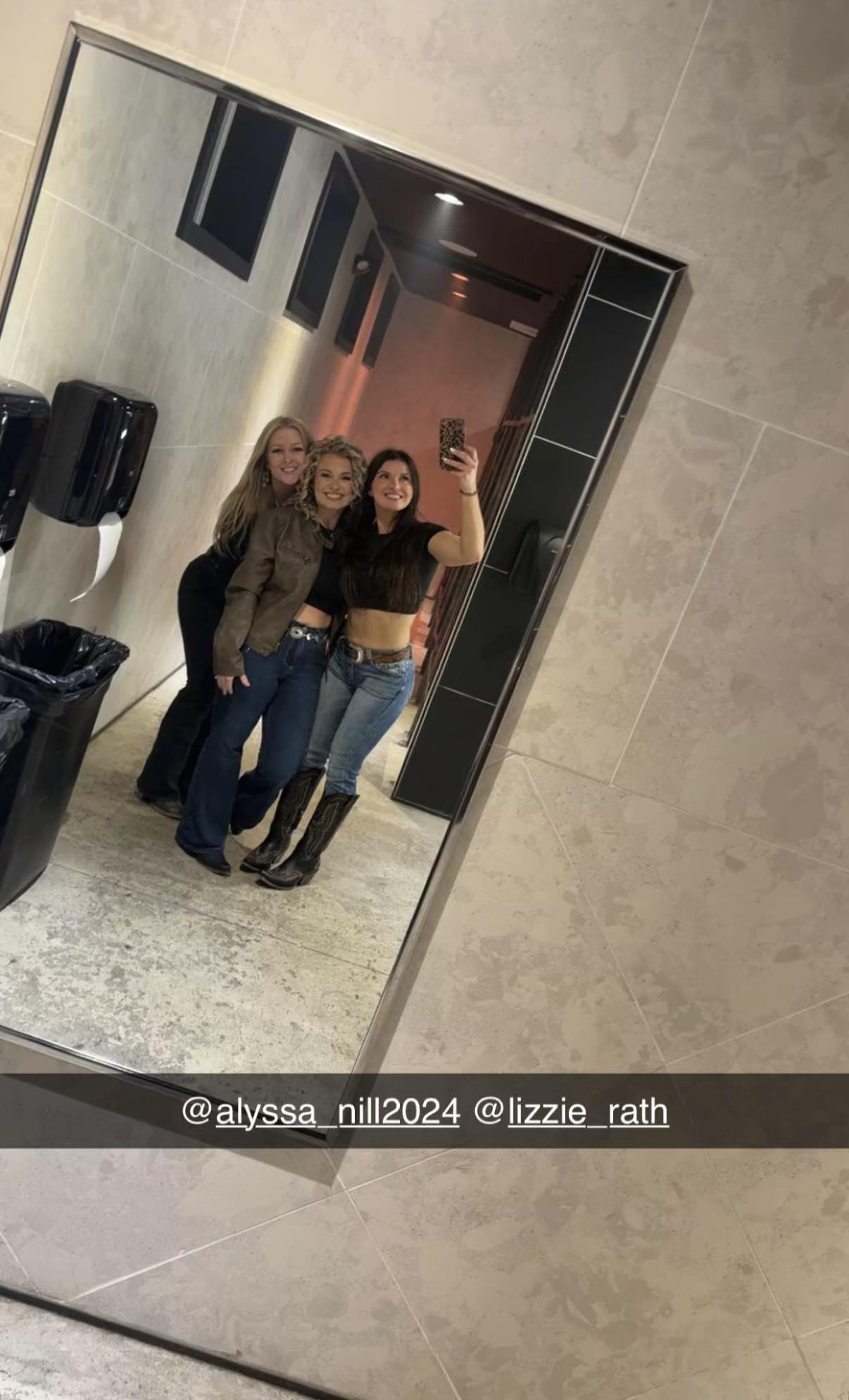 Night with the girls!! 🫶🏽 - Hannah Barron Outdoors | Facebook