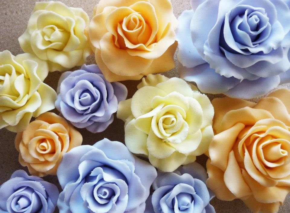 Simple Tutorials for Cake and Decorating - A simple rose tutorial for 2 ...