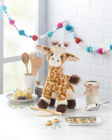 Webkinz is really cooking! 💙🦒 The NEW Northern Giraffe is making