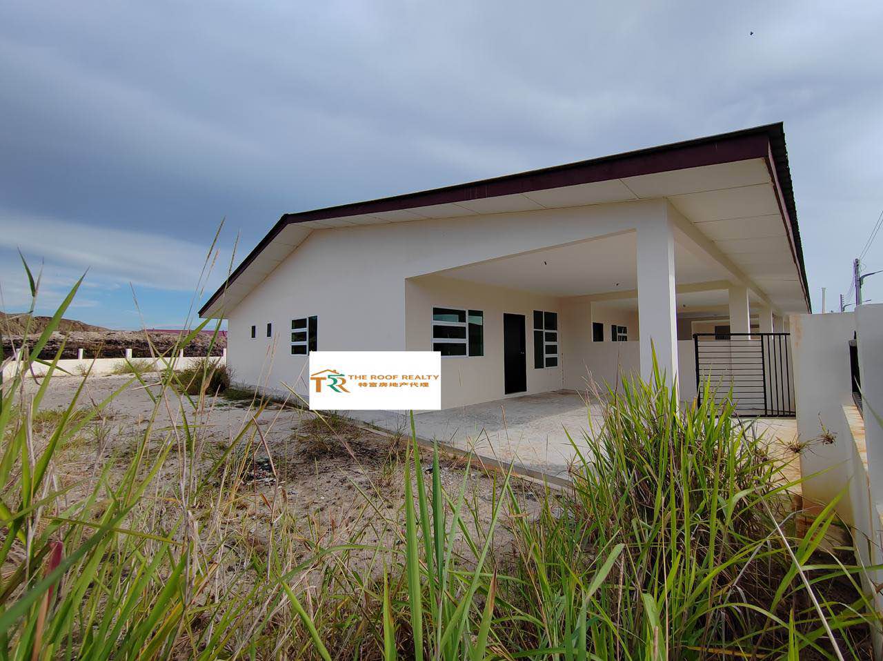 10.6 points End Lot Corner House For Sale - Kin Link Villa - Property ...