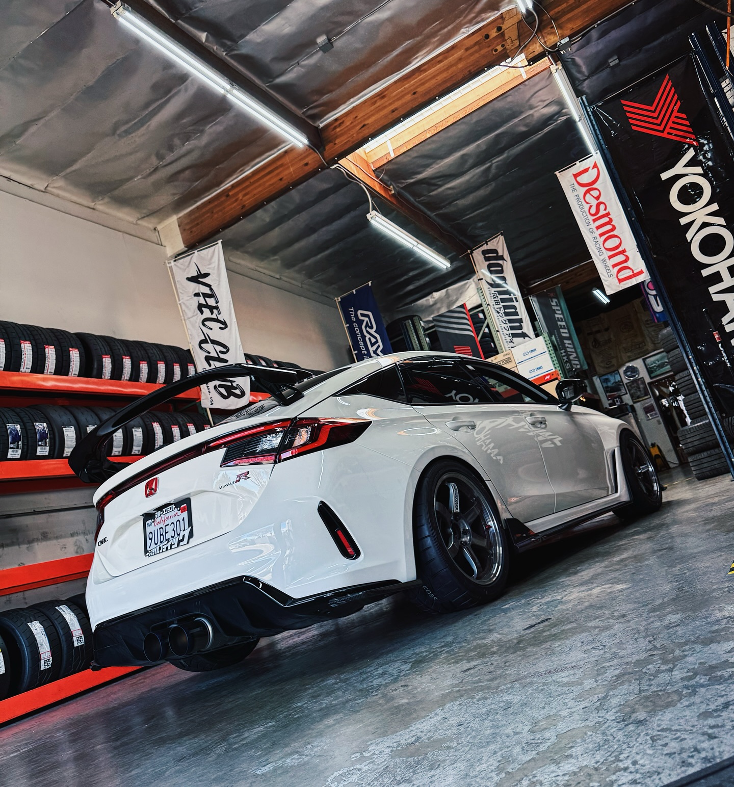 New setup for @fl5val with 275/35/18 Falken Azenis RT615K+ on 18x9