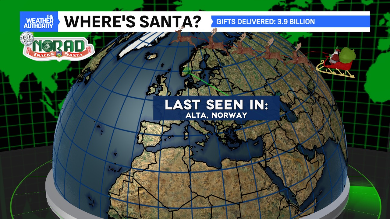 Meteorologist - #Santa has already delivered nearly 4 BILLION gifts ...