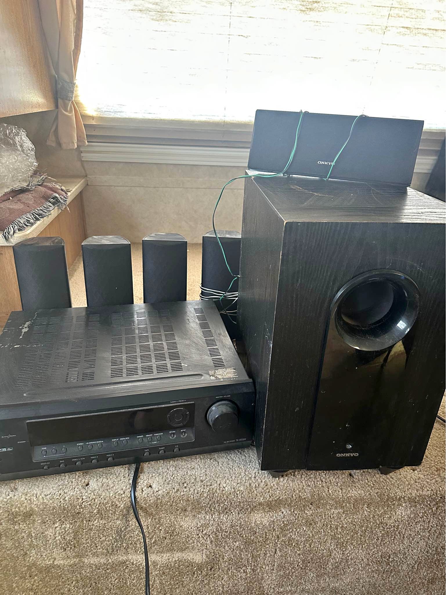 Sony 2-Channel Stereo Receiver with Bluetooth Phono & Aux Input - STR ...