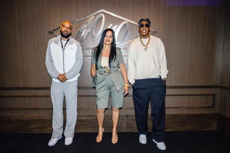 40 40 club dress code The 40/40 was the place to be at Fanatics Fest! 🎉 From JAY-Z and Megan Thee Stallion to LeBron James, Ja Rule, and more, some of the biggest names came through Color:Oak Fanatics dress Web Collection: New Year Cupshe Women's Geo Striped