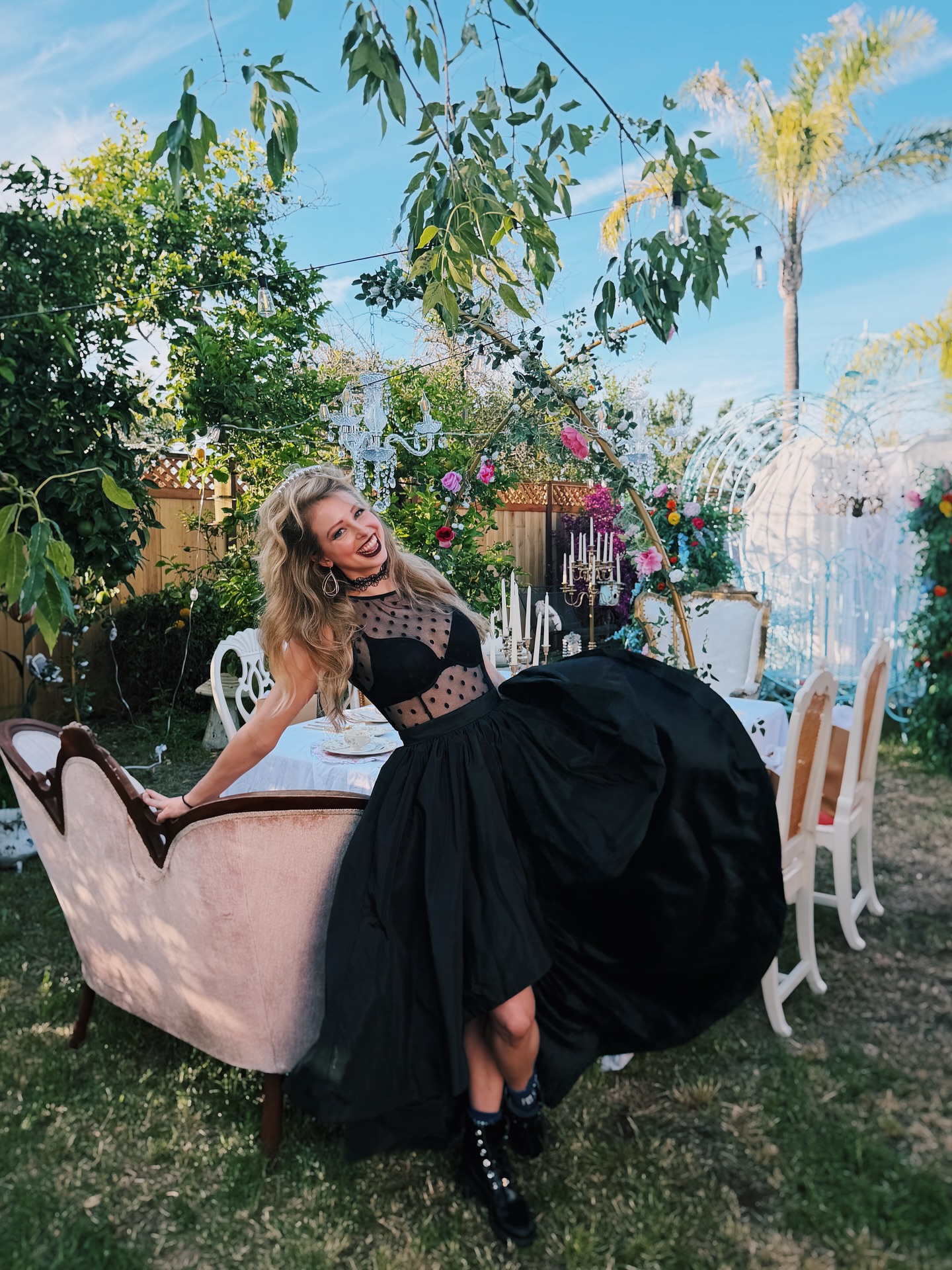 birthday dresses 2017 we had so much fun playing in @nataldee 's gorgeous backyard in formal wear celebrating her golden ✨🙌💕 the black gown is from bebe in 😆 #fashion #ballgowns #friends #dinnerparty Jade Green