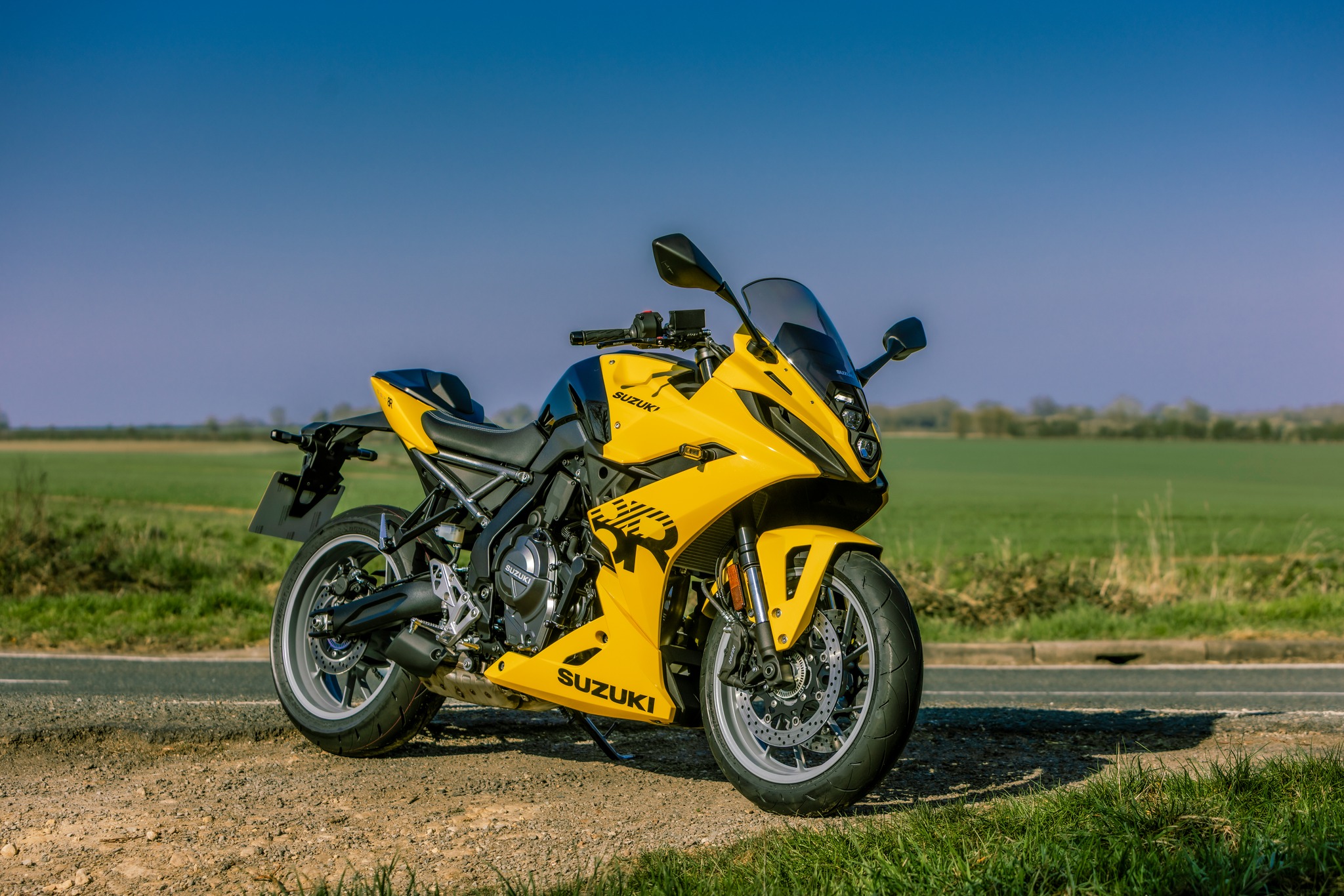Suzuki gsx-8r availability and access