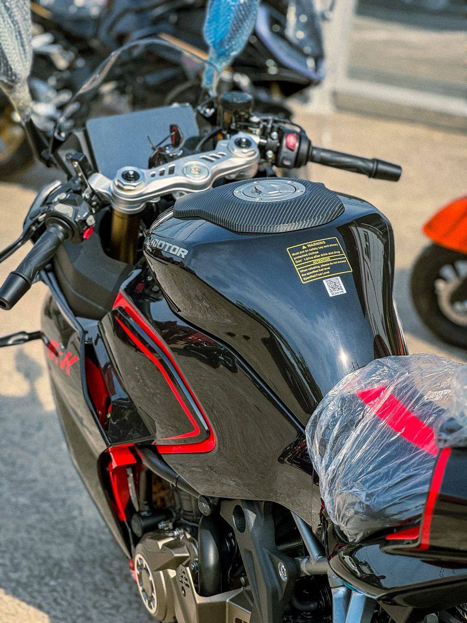 QJ motor srk 400RR ❤️🔥