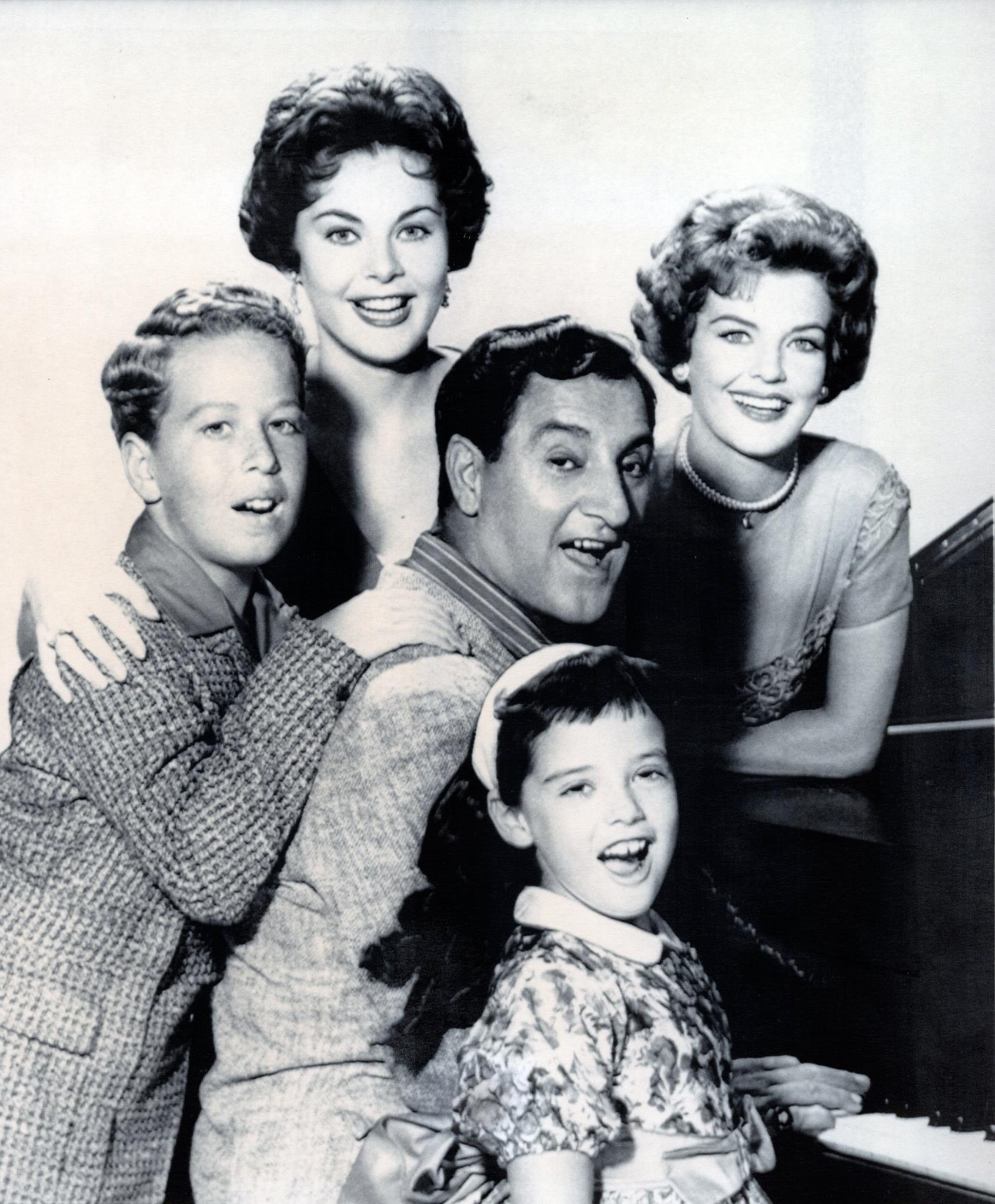 55 years ago today, March 18, 1971, the final episode of Make Room