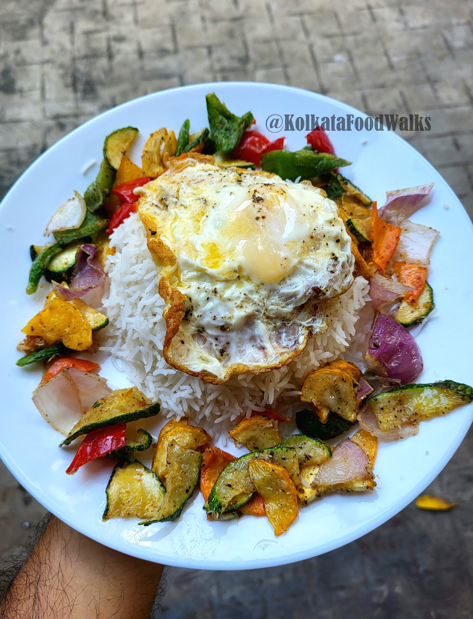 Kolkata - Rice from Green Thai Curry (খুব সুন্দর সাজিয়ে দিয়েছিল ...