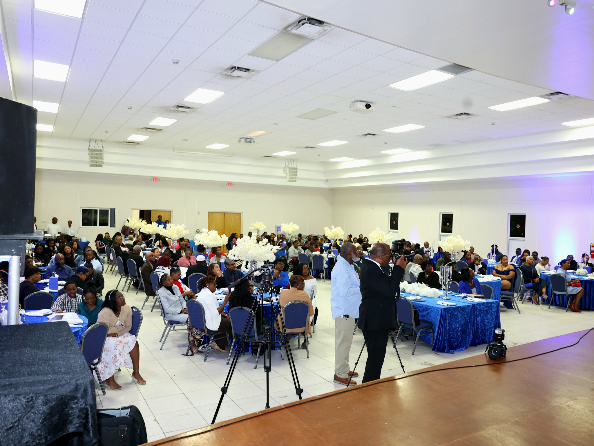 GrandBahama242News - TOP ACHIEVERS – Minister for Grand Bahama, Hon ...