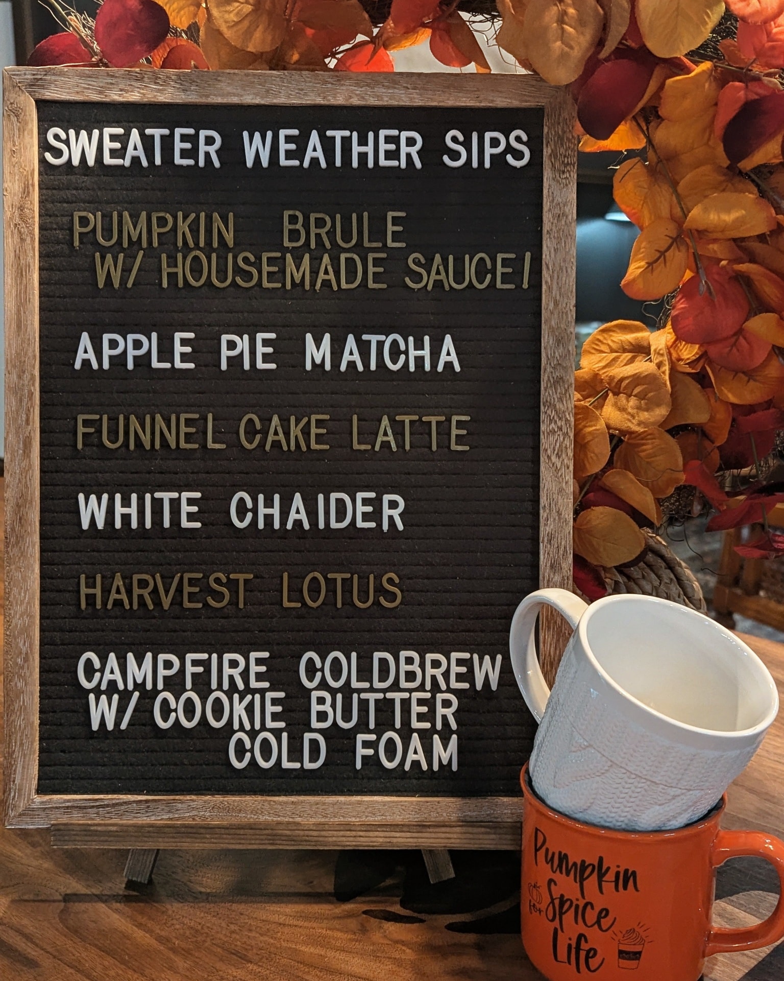 🍂🍁 Fall drinks have arrived! We welcome... - Main Brew Coffee | Facebook