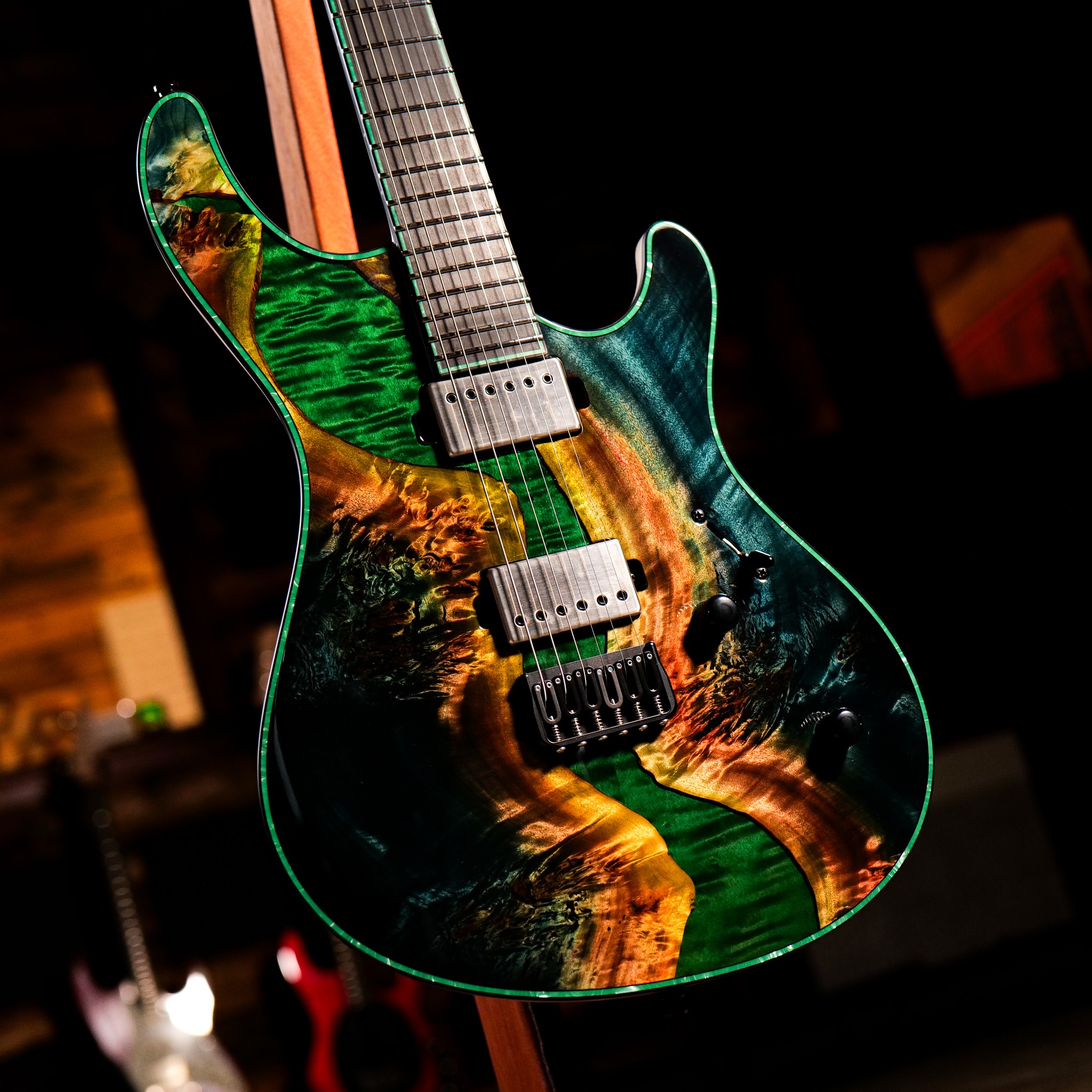 Mayones - Mayones Setius Gothic 6 Custom | Trans Black Matt Green