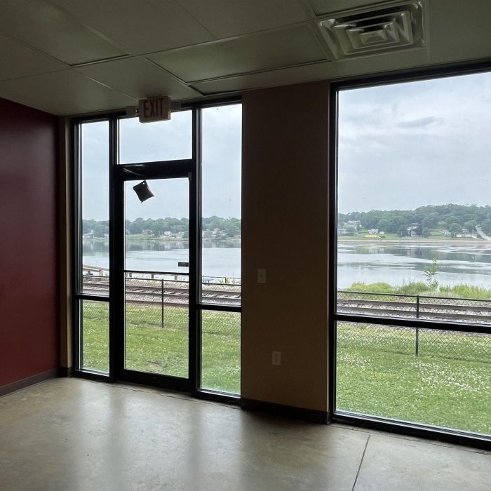 Ethan Simons, NAI Ruhl Commercial Company | Bettendorf IA