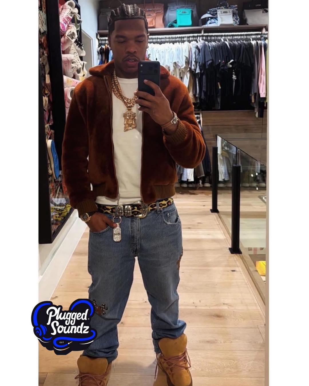 Lil Baby showing off the new fit. Yay or Nay? 🤔