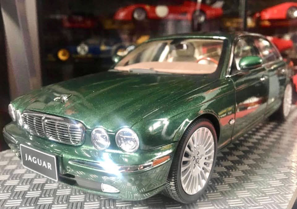 JAGUAR 