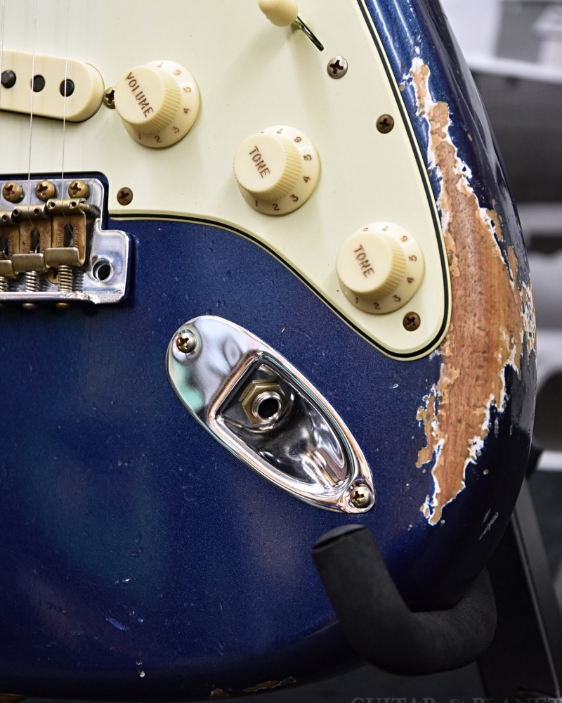 BALTIC BLUE COLOR FROM FENDER CUSTOM SHOP ストラトは64スペックで