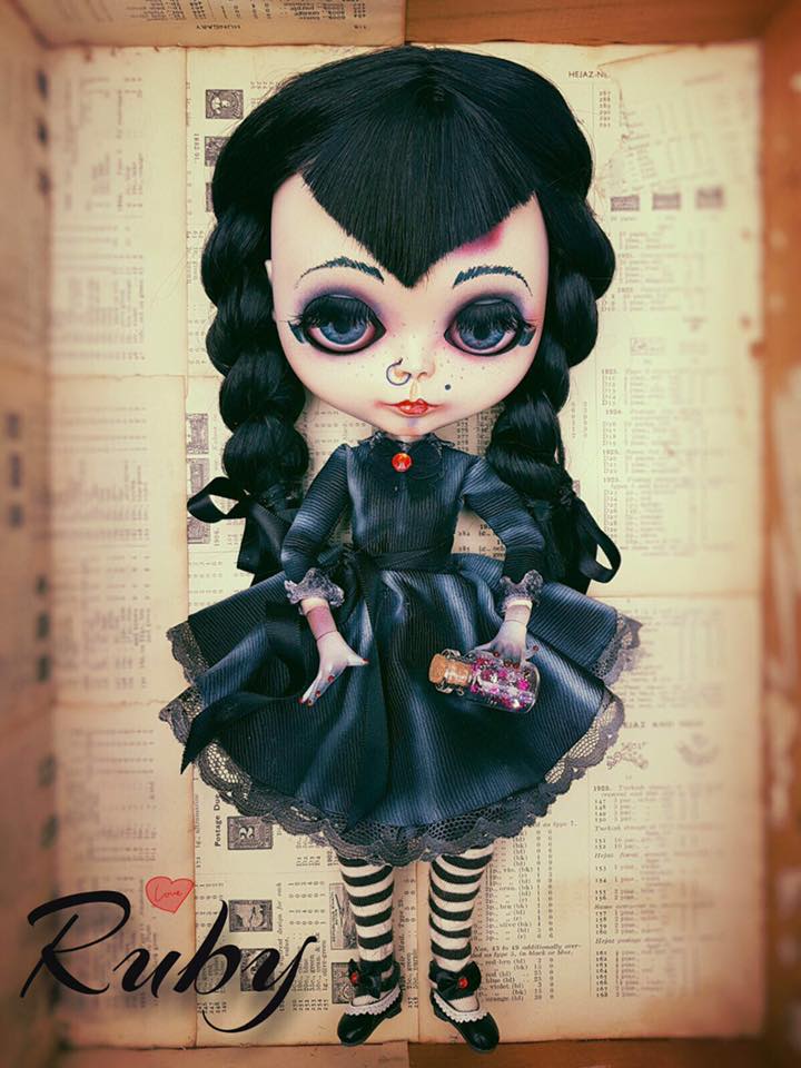 สาวๆ สวยๆ 1. Neo Blythe Ice Rune 2. Neo Blythe Bohemian Peace.