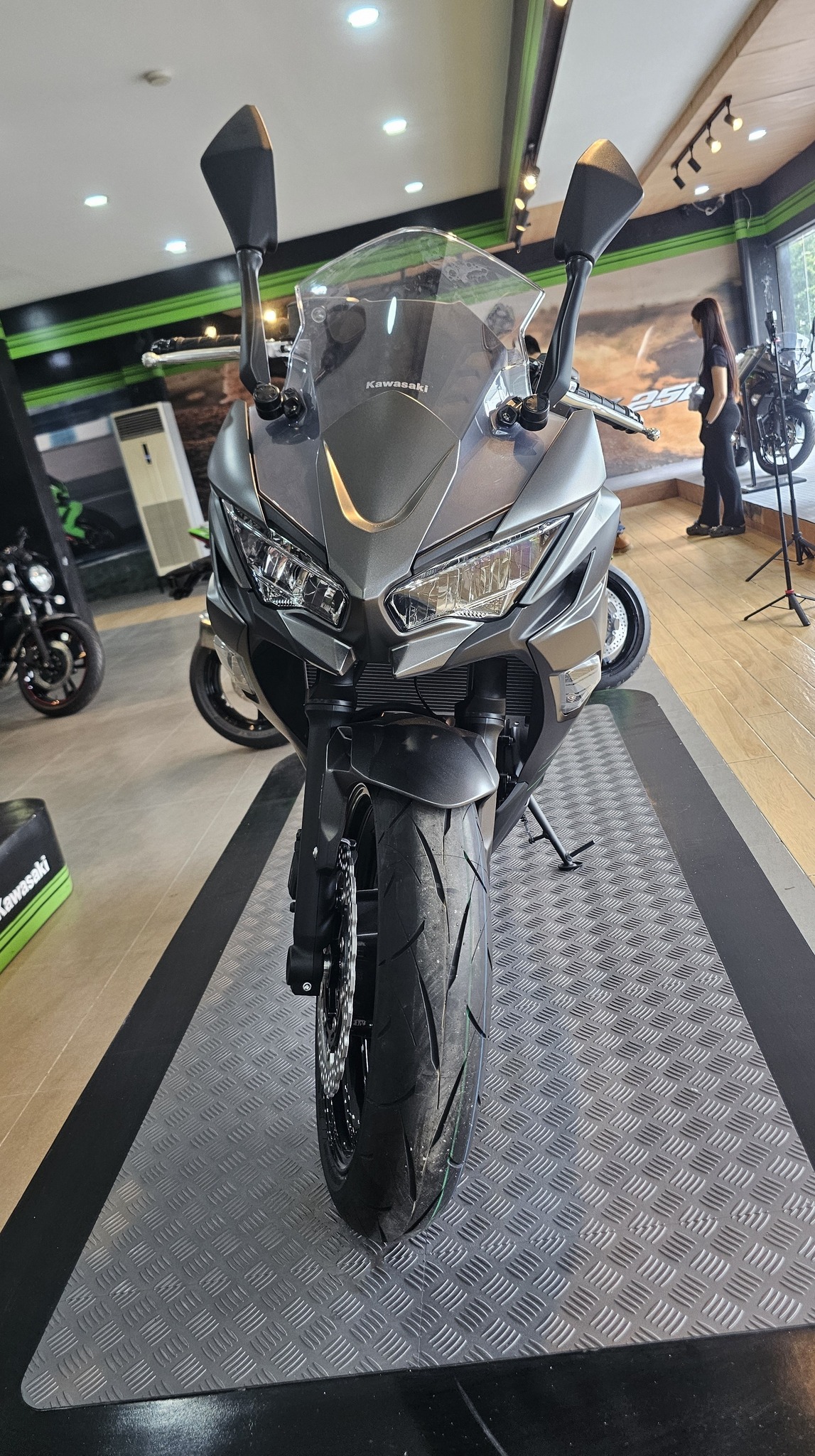 The 2026 Kawasaki Ninja 650 features a 649cc liquid-cooled