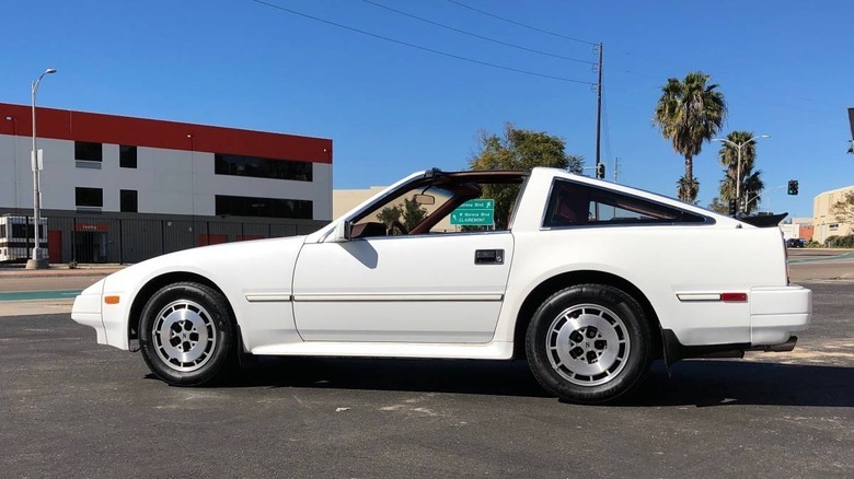 A meticulously preserved 1987 Nissan 300ZX, T-tops, digital dash
