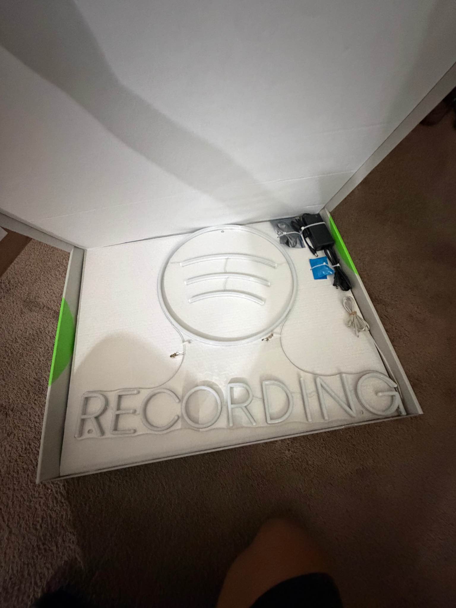 Spotify Recording LED Wall Sign (Studio / Decor) – Like New - Plaques ...