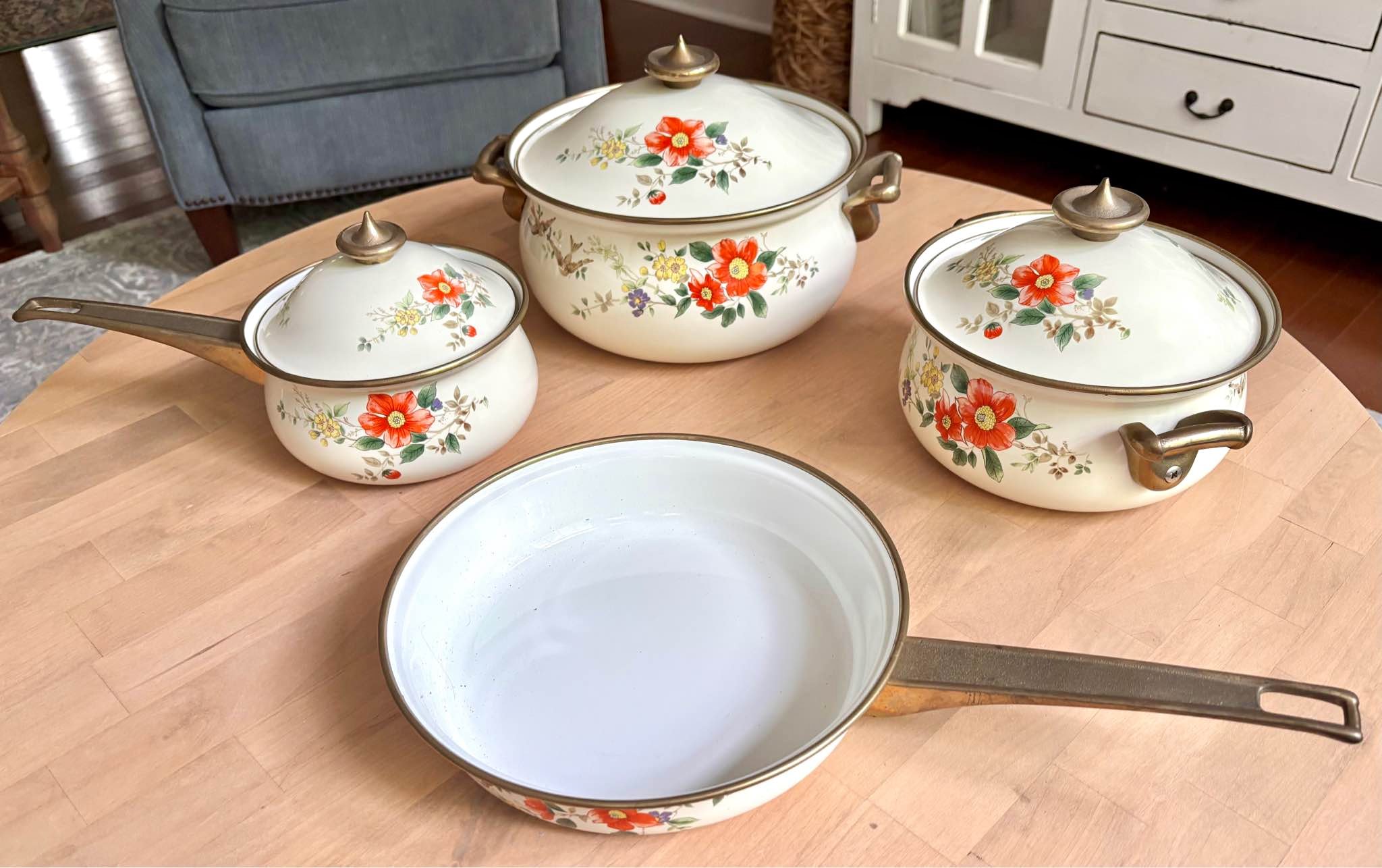 Used pots and pans set - Cookware Sets - Hinesville, Georgia | Facebook ...