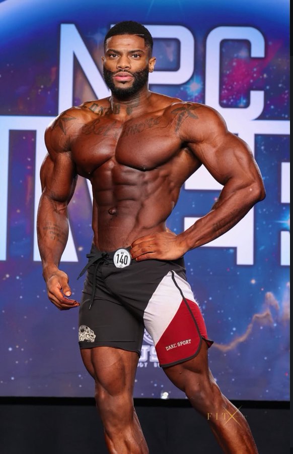 NEW IFBB PRO Kerrin Phillips