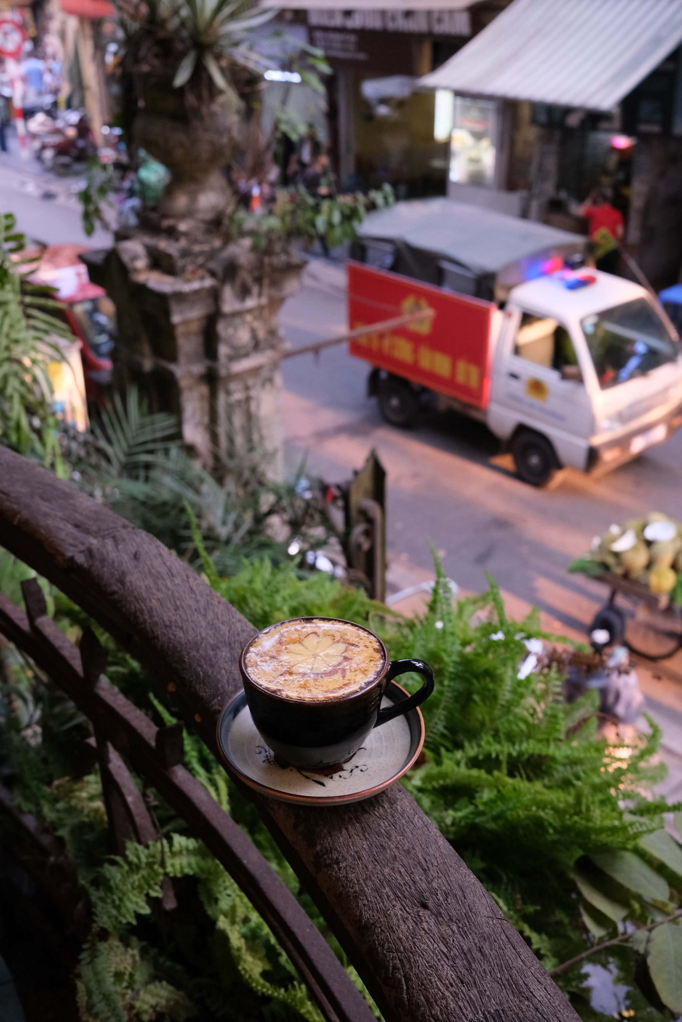 Loading T café | Hanoi