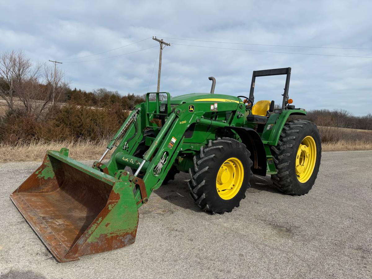 🍀 John Deere... - Riggs Tractor Company and Dozer Service | Facebook