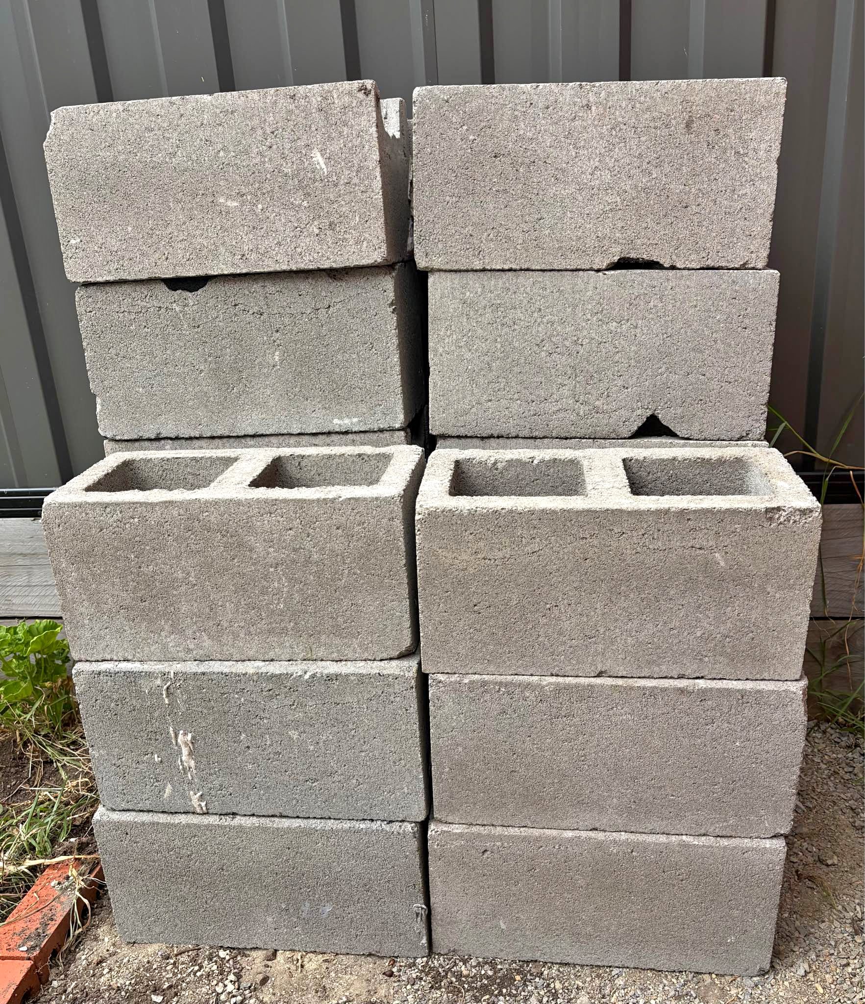 Grey Besser Block with Channel Bricks - Building Blocks - Melbourne ...