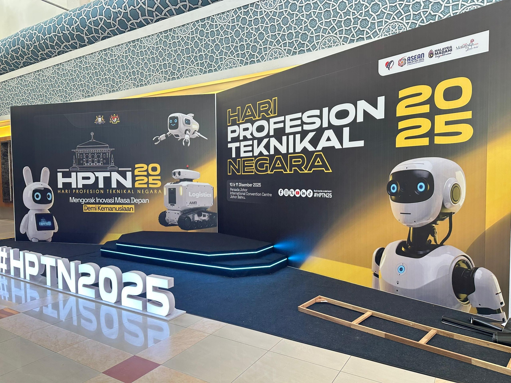 Mestron Holdings Berhad | Puchong