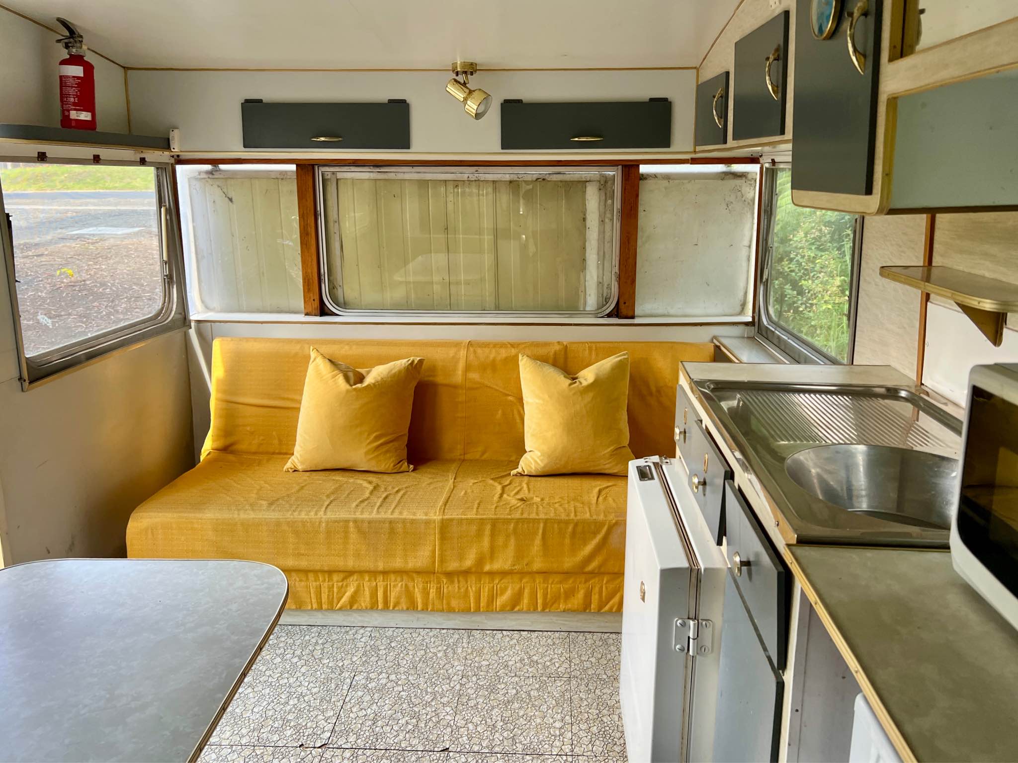 Vintage Franklin Caravan – Original Interior · Tiny Home / Airbnb Ready ...