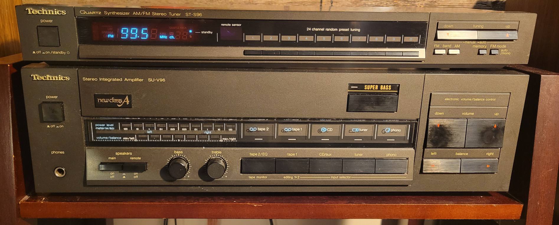Technics SU-V96 amp and SB-2766 speakers