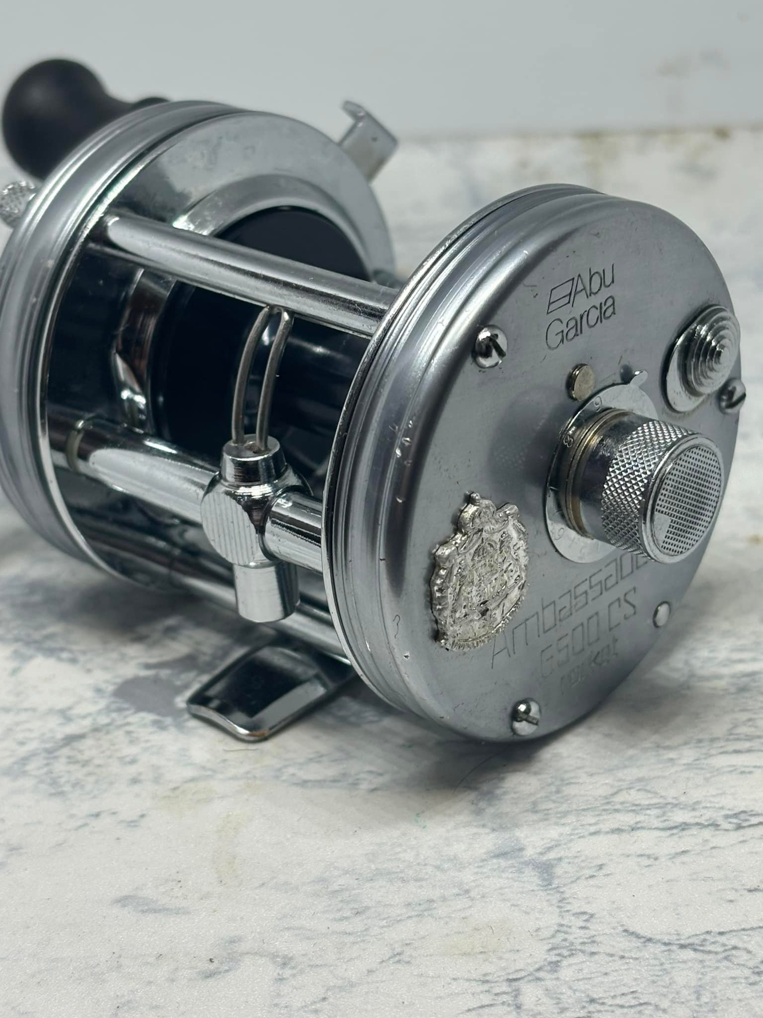 bass nut lures LURESMEOW Jerkbait Fishing Lures, Top Water Fishing Speed:6.4:1 carp reel Baitcasting Reels - KKJAPANLURE Features a threaded skirt