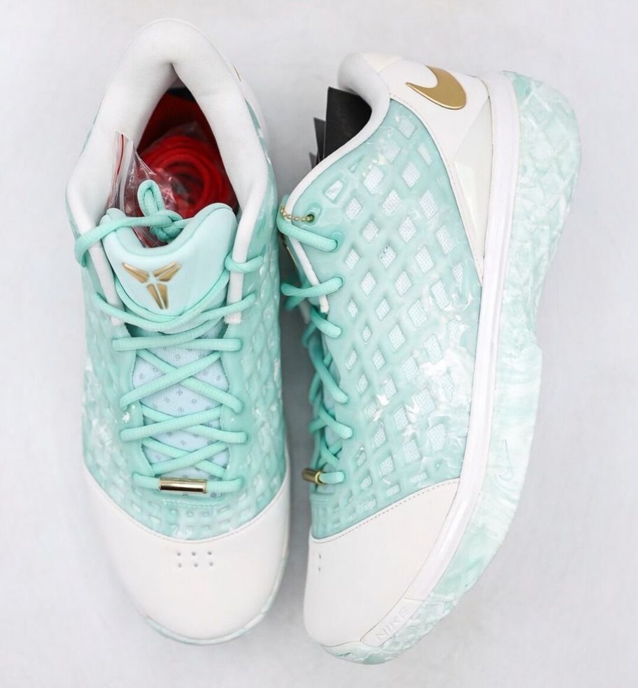 First look at the Nike Kobe 3 Low Protro “CHBL” for 2026, and this