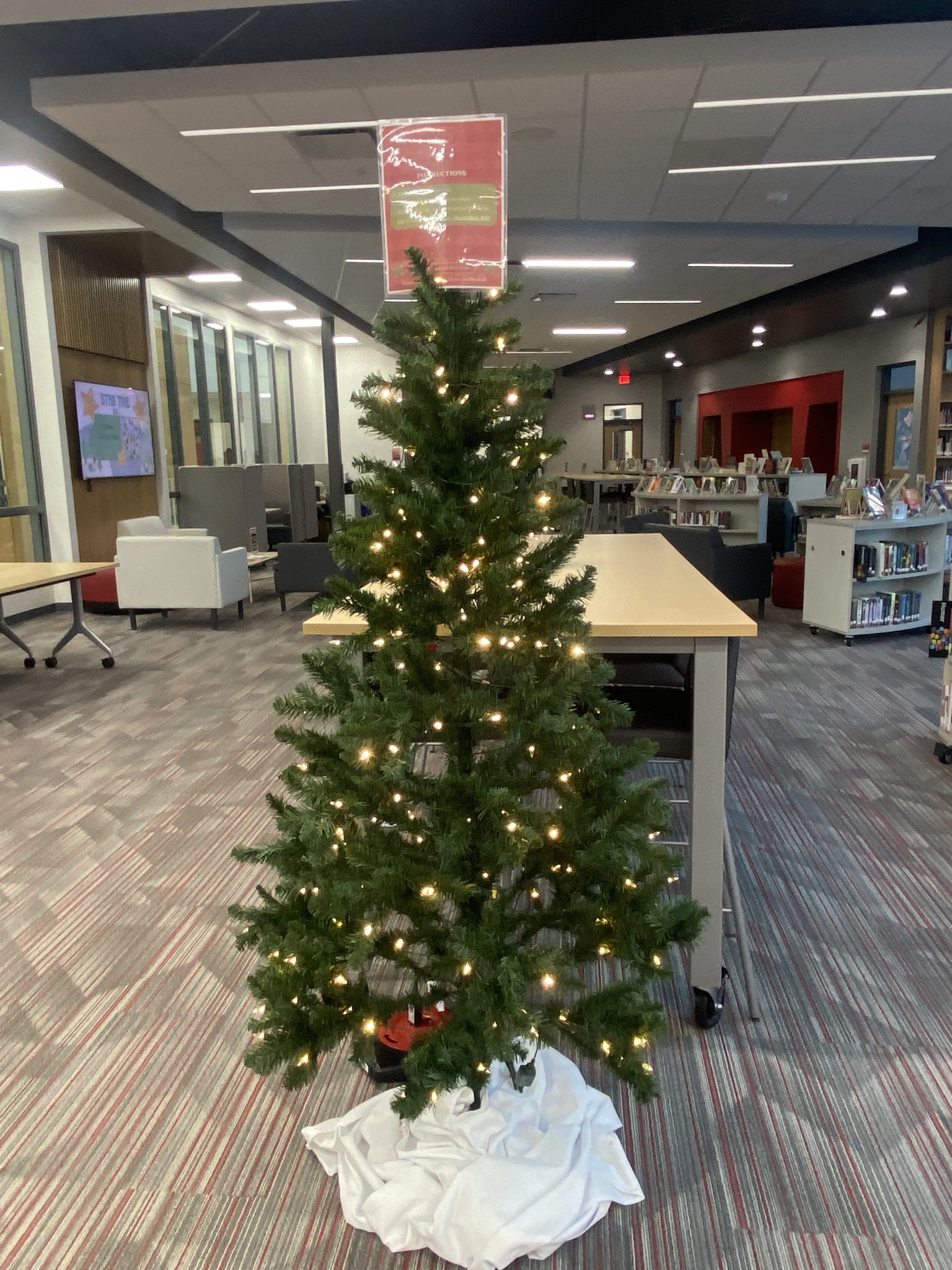 Neenah Joint School... - Neenah Joint School District