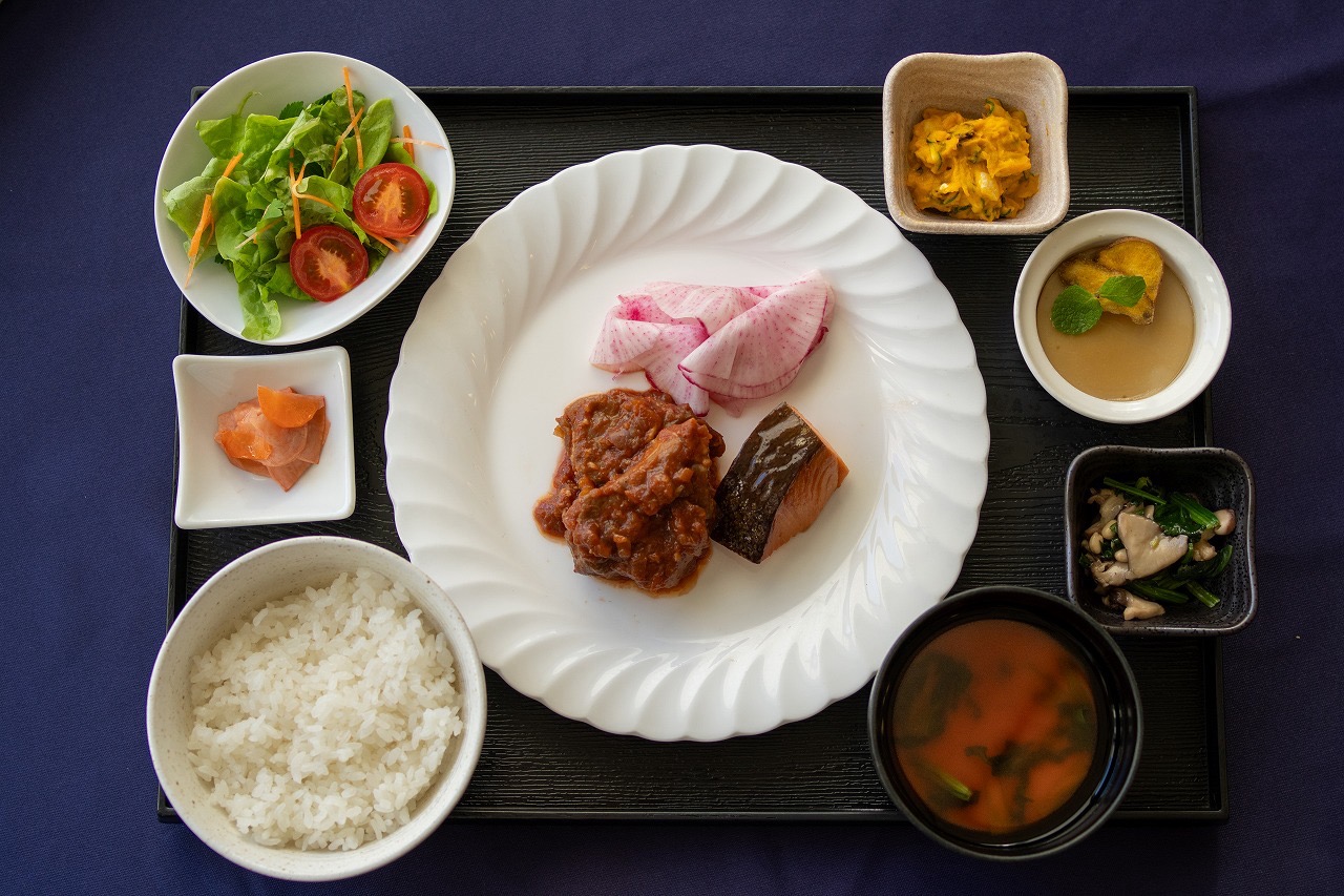 万葉 おお ひら 館