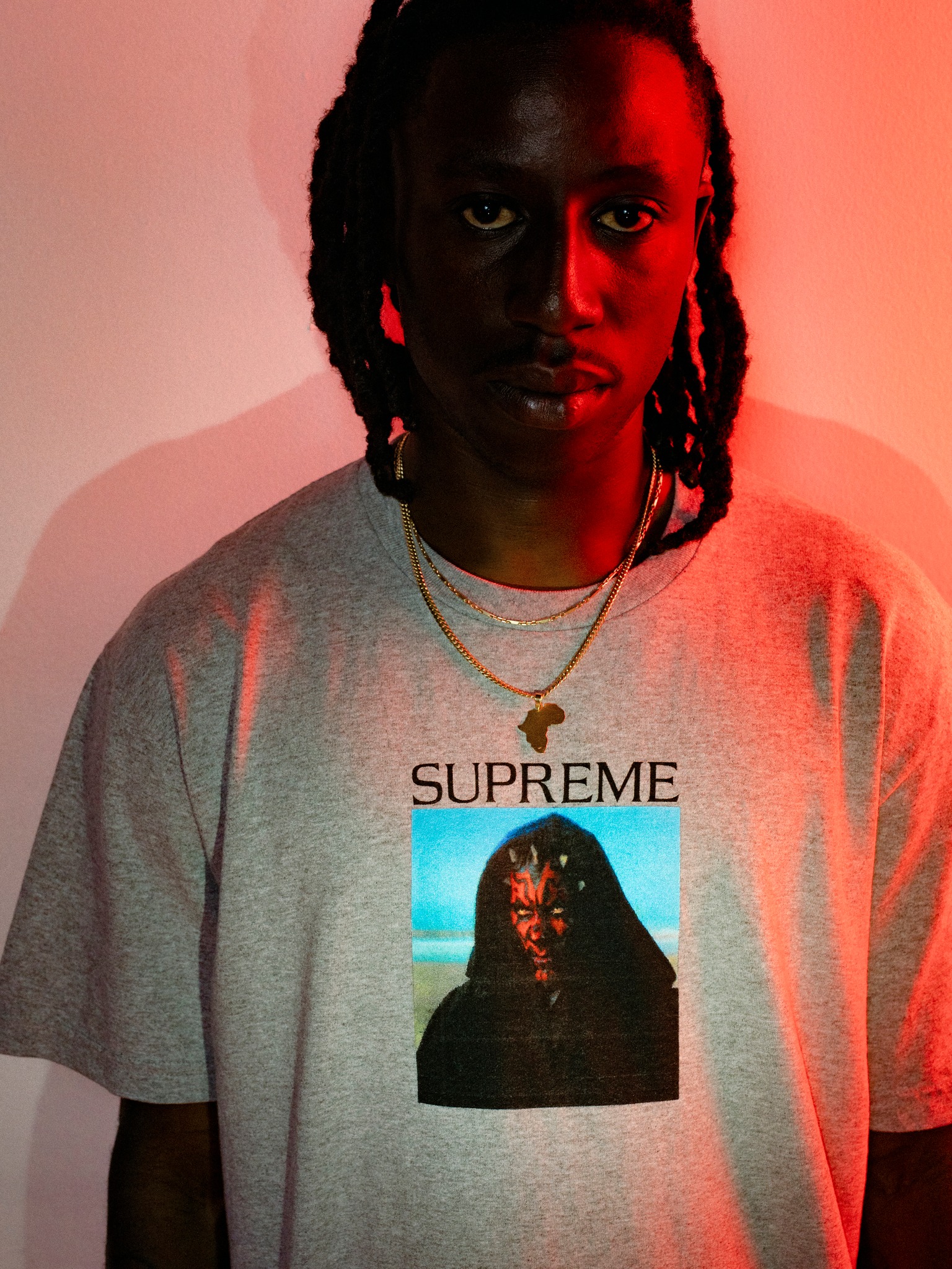 Supreme - Stone Washed Sweater Small Box Tee Supreme/Toshio Saeki