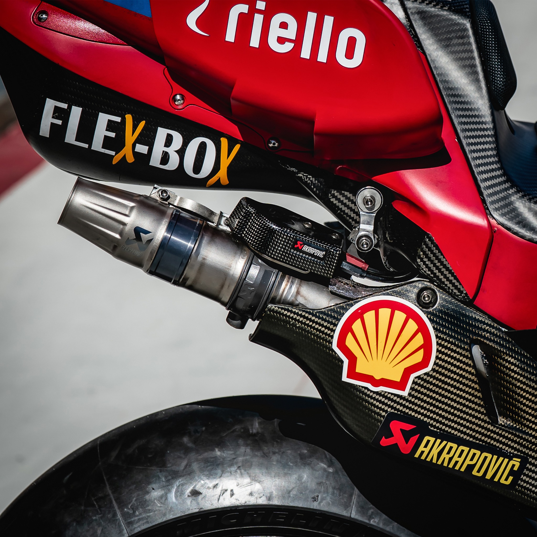 Akrapovic - Evolution Line (Titanium) Yamaha YZF-R6 2017 Read more