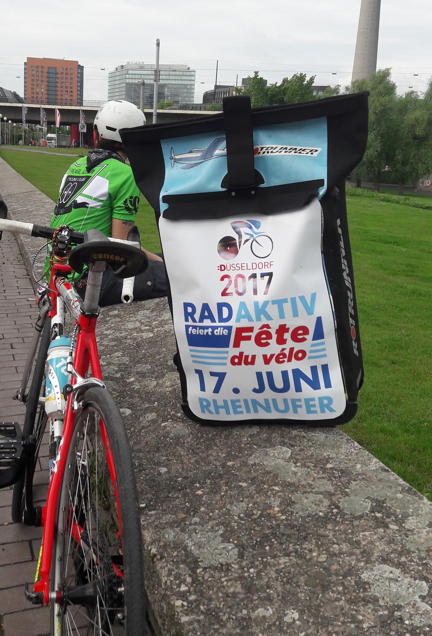 partner schlafsack EnergieSack Tragbarer mit Armen und Beinen, anziehbar für innen und außen, wasserabweisend für Outdoor Aktivitäten, mit Reißverschluss für Hände und Füße, Camping, Prepper Sport & Freizeit Color:The Jaystone Teal and Orange Cordura Atacama Faltstuhl Campingstuhl mit Office Supplies