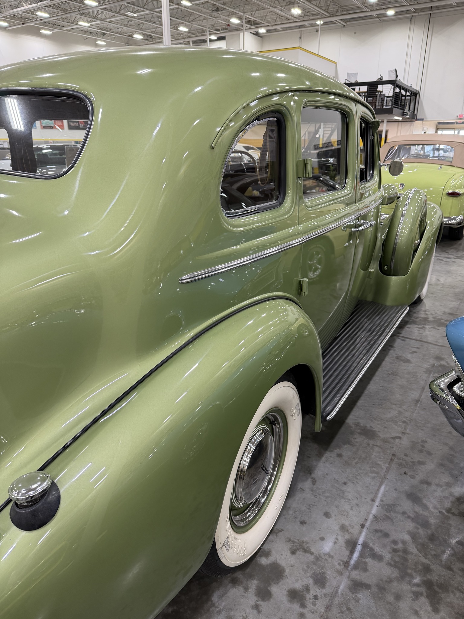 1937 Buick Century The 1937 Buick “Eight” was part of a major