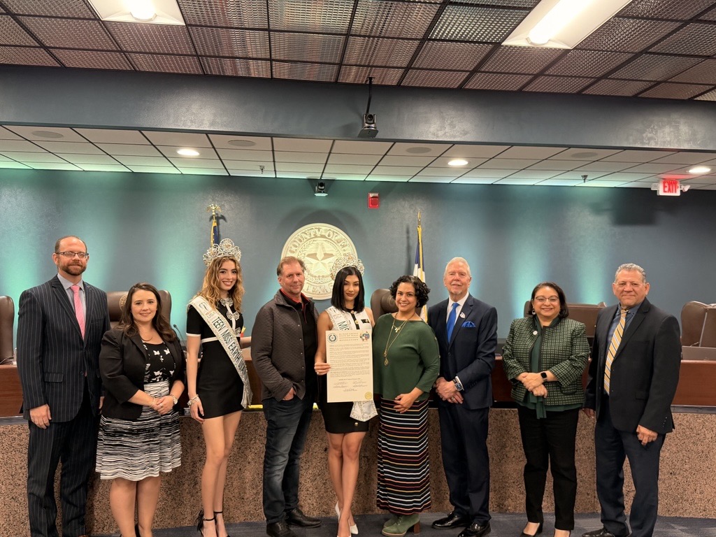 El Paso County... - El Paso County Judge Ricardo Samaniego