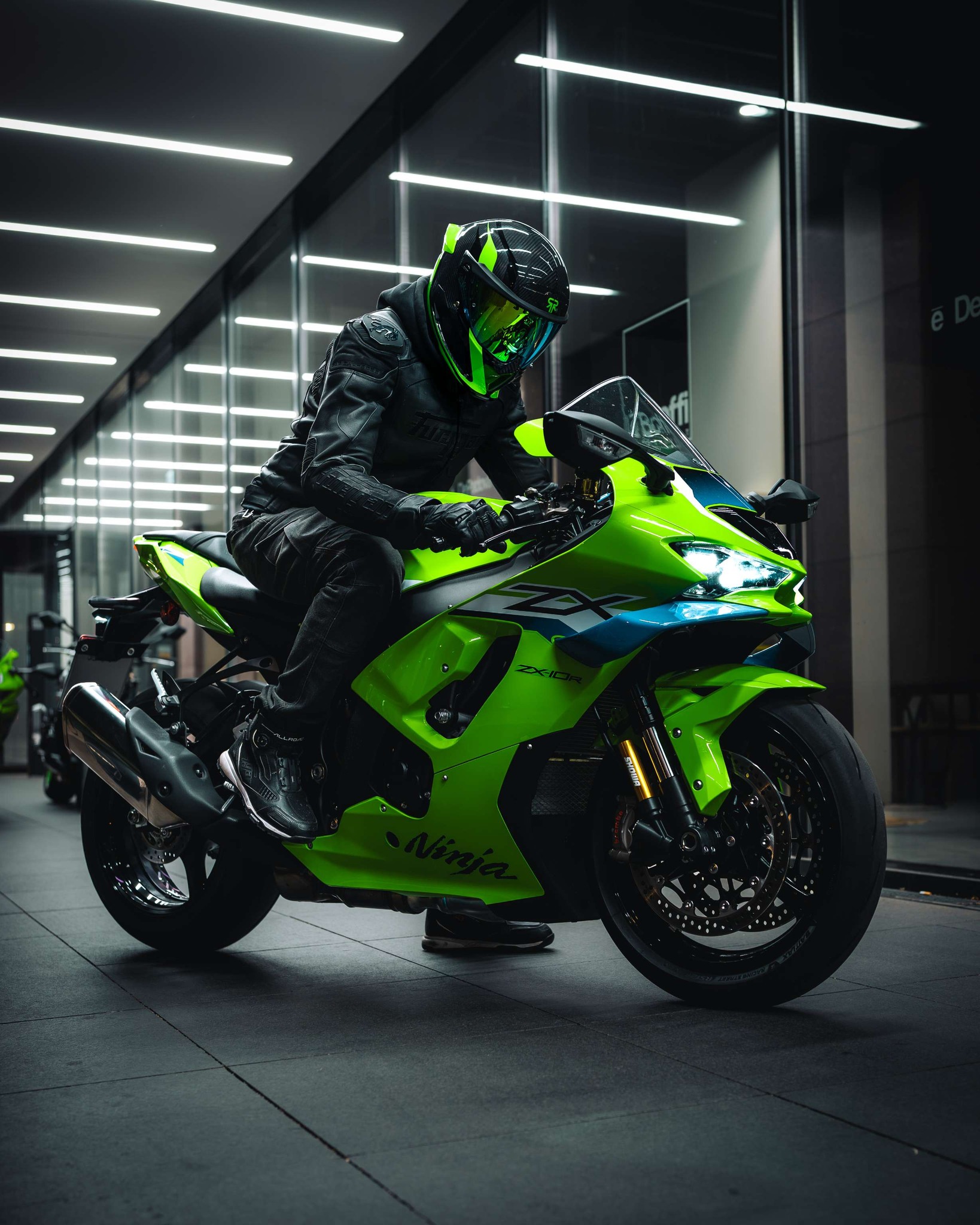 AT4.0 TRACK Verde out in Germany 🥶 🏍️ @Racer_bladez_vf 📸 @Juli