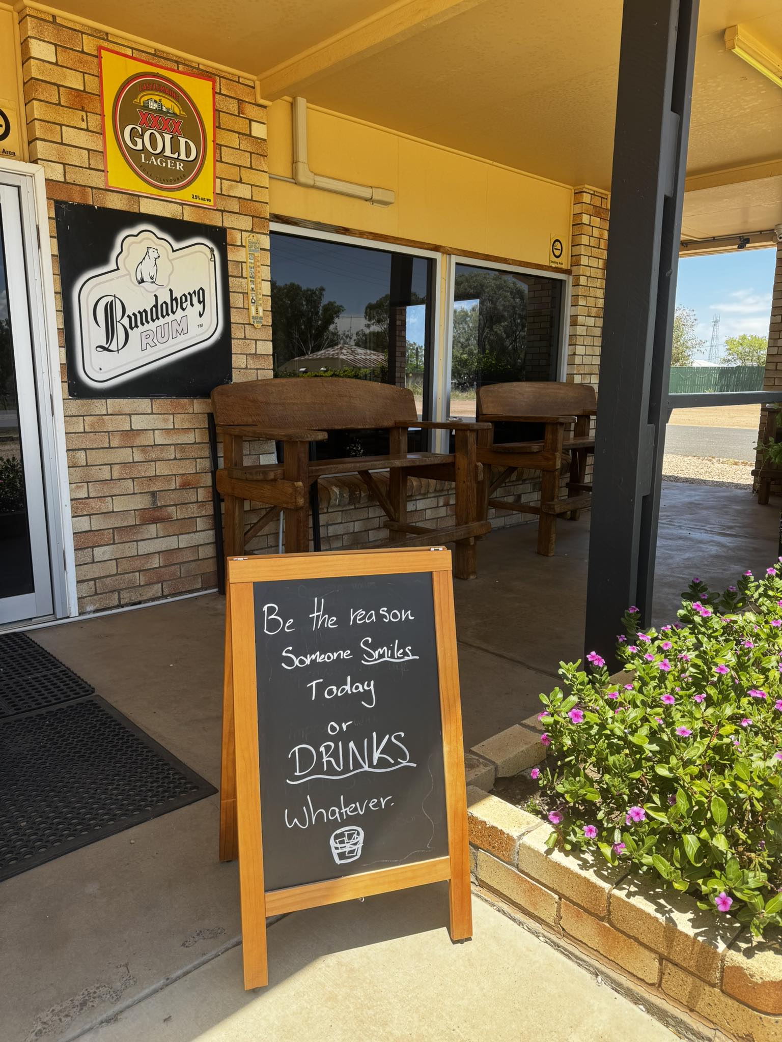 Yuleba - Nice and cool in the pub… 🥵 | Facebook